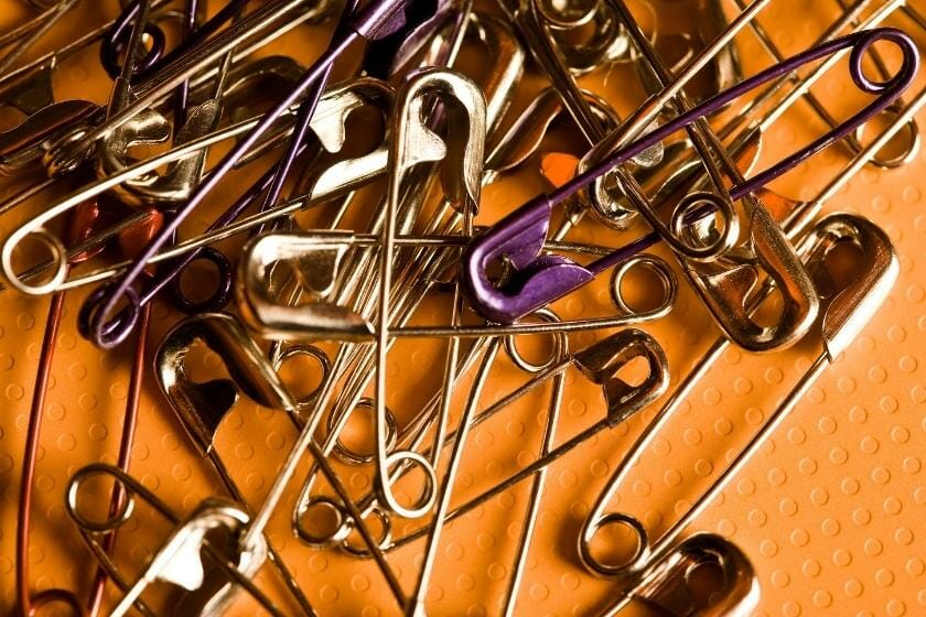 Are Safety Pins Allowed In Carry On Luggage?