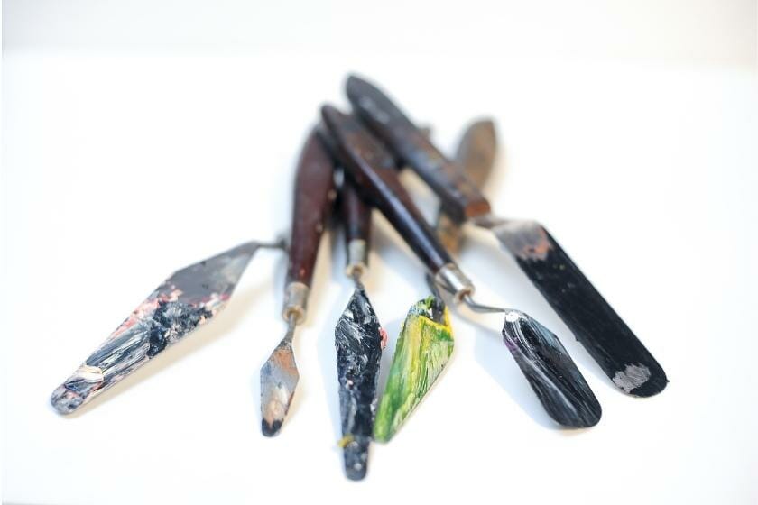 Artistic Items You Can/Cannot Pack In Luggage